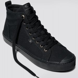 CARIUMA Black Canvas Hightops